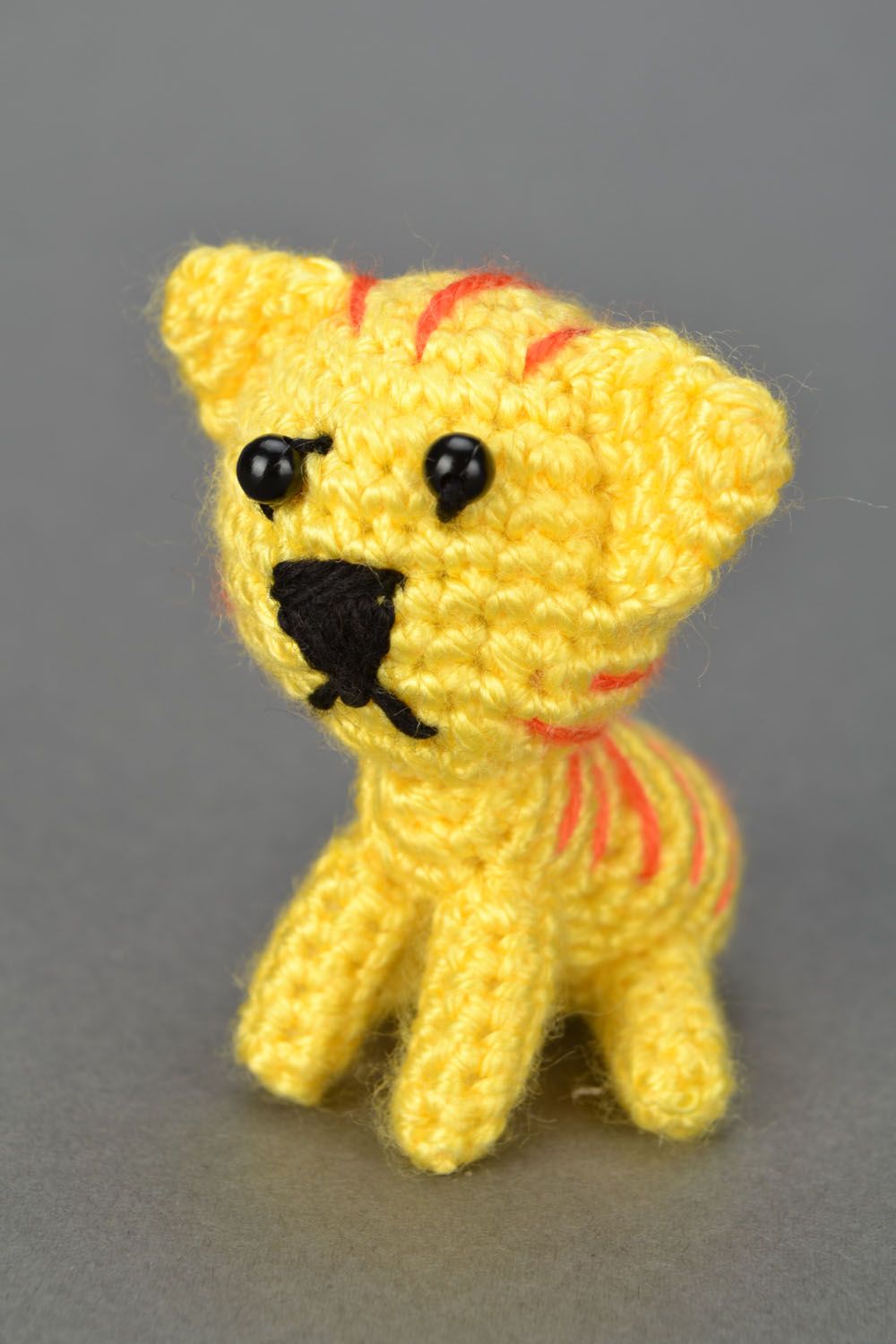 Jouet tricot au crochet Chaton jaune photo 3
