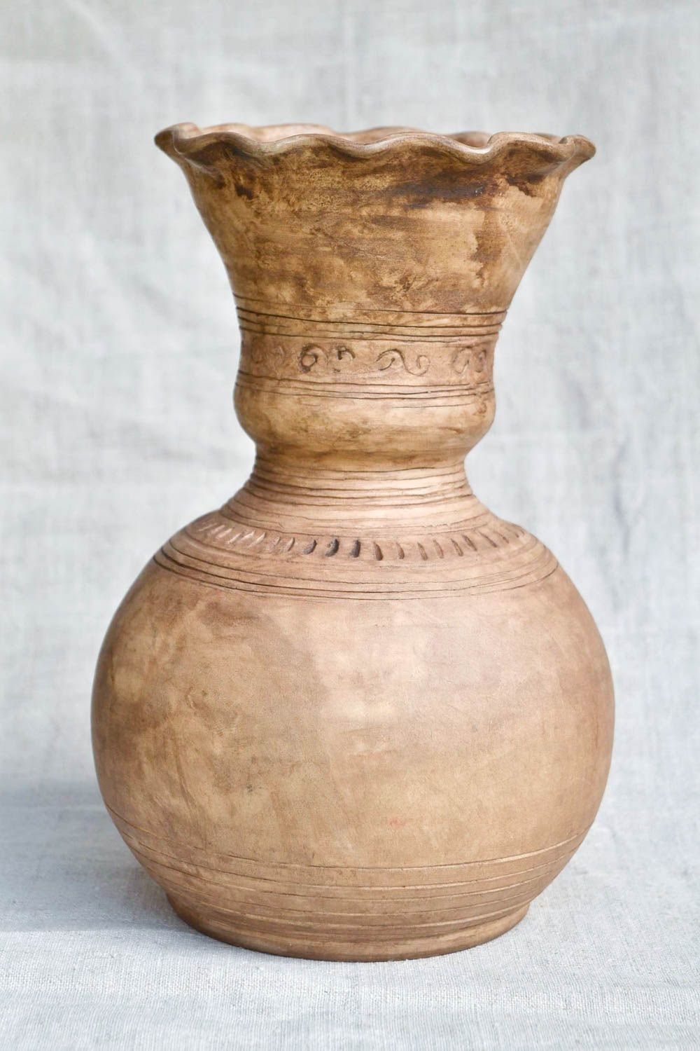 Large ceramic handmade flower 100 oz vase 10, 3 lb photo 4