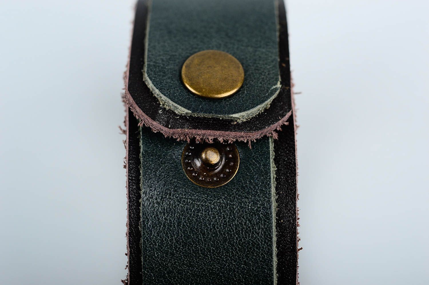 Авторское украшение из кожи ручной работы браслет на руку кожаный браслет фото 5