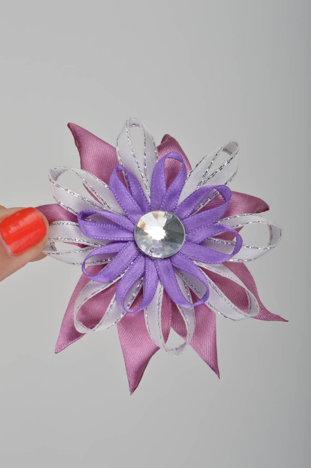 Handmade designer kanzashi flower brooch folded of satin ribbons with rhinestone photo 3