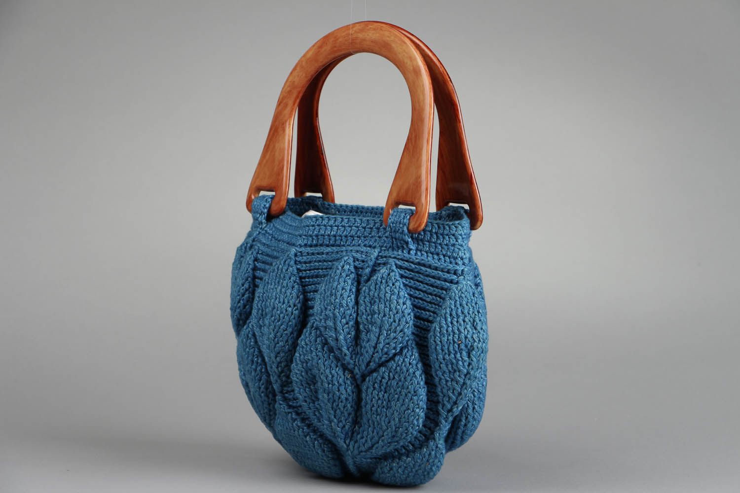 Blue crochet purse photo 2