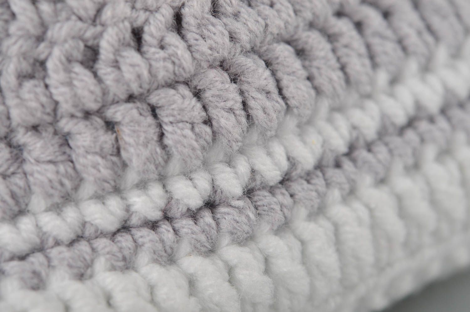 Chaussons bébé faits main Pantoufle tricot Accessoire bébé crochet blanc gris photo 3