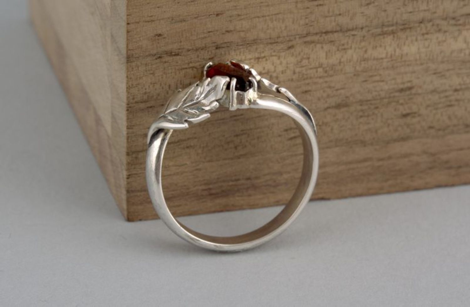 Garnet silver ring photo 3