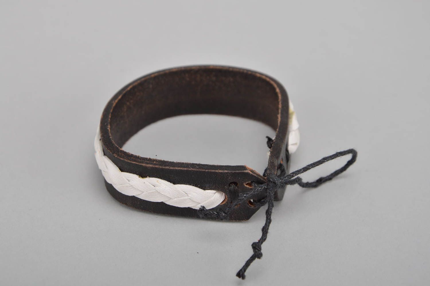 Handmade contrast black and white genuine leather wrist bracelet with ties photo 2