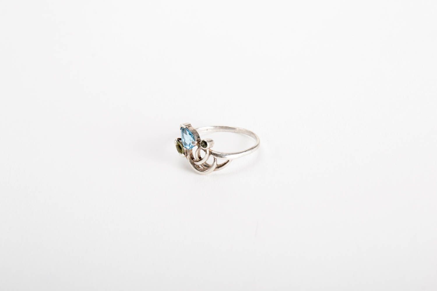Перстень из серебра ручной работы стильный женский перстень ювелирная бижутерия фото 3