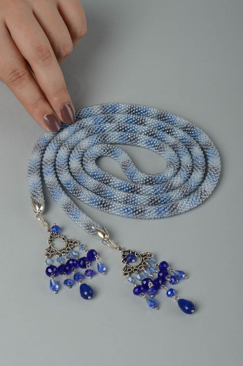Collier perles rocailles Bijou fait main Collier ceinture Lariat bleu clair rayé photo 5