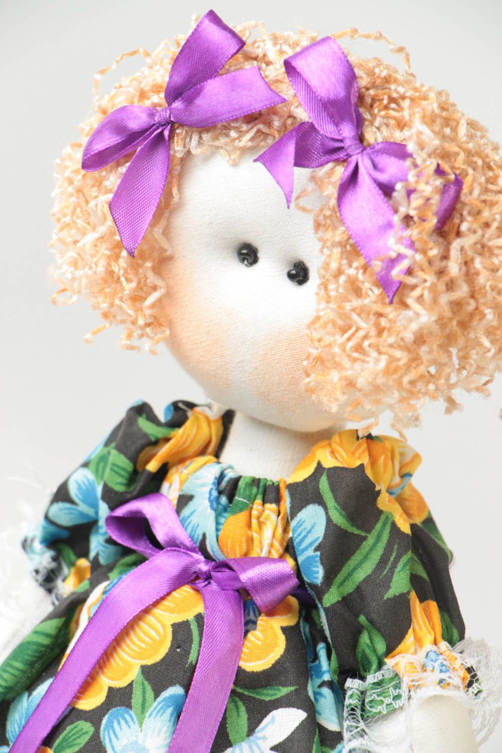 Игрушка кукла из ткани девочка в платьице милая большая красивая ручной работы фото 3