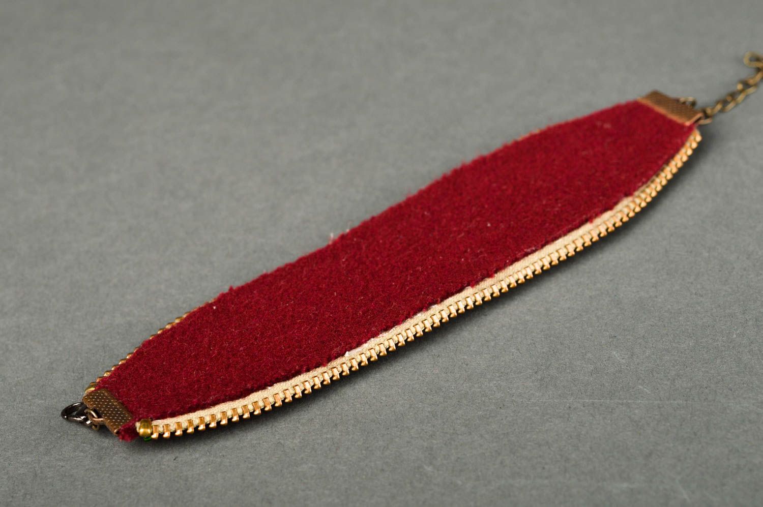 Bracelet textile Bijou fait main rouge en polaire Accessoire pour femme photo 3