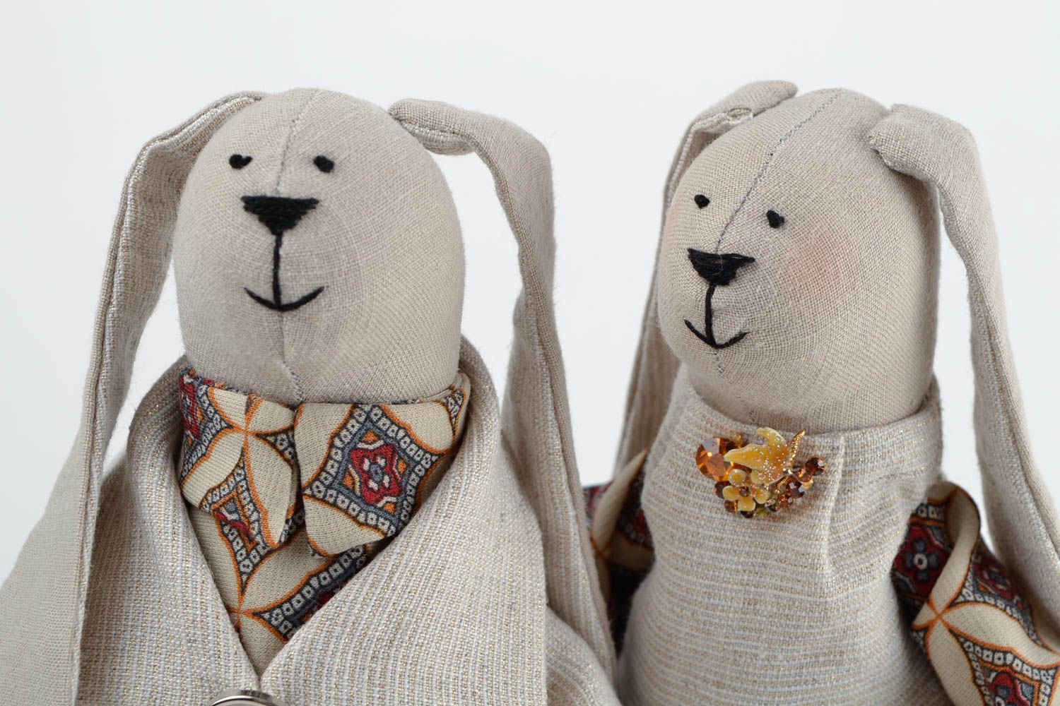 Игрушки зайцы ручной работы авторские игрушки из ткани стильный подарок подруге фото 3