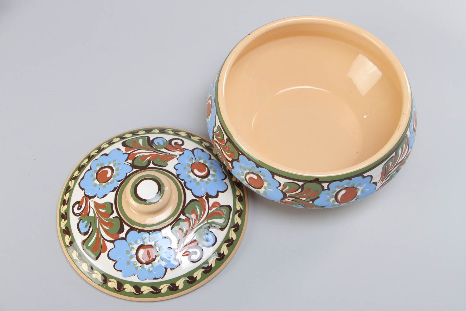 Sopera de cerámica de arcilla pintada con tapa artesanal 1.5 l foto 3