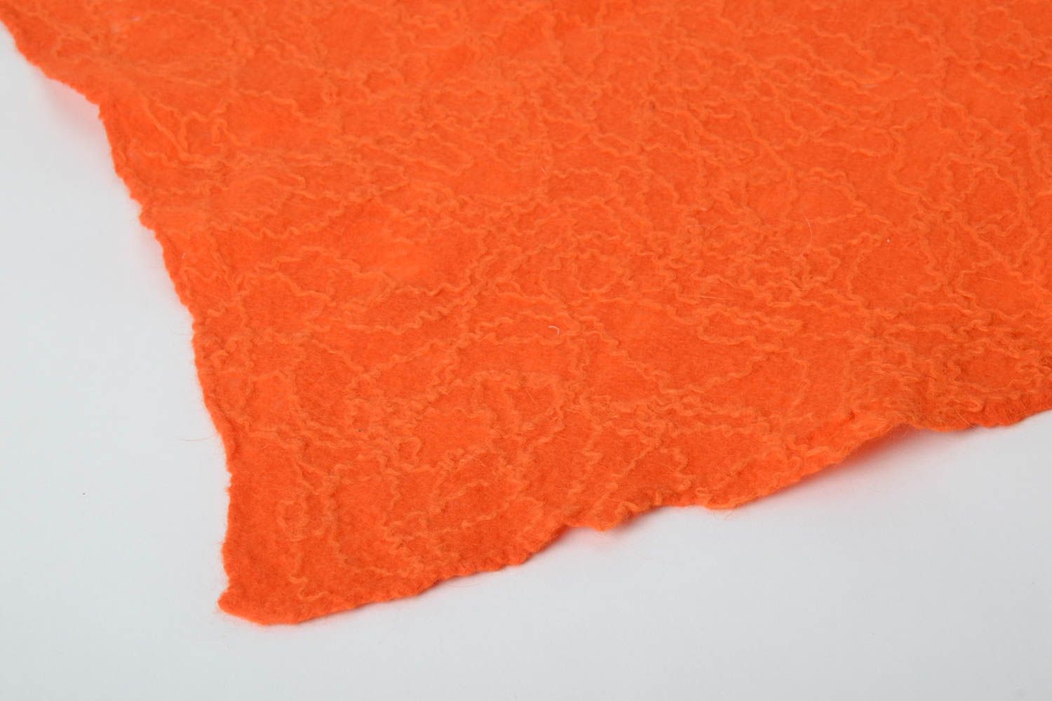 Grand Châle fait main en laine feutrée orange original Vêtement pour femme photo 3