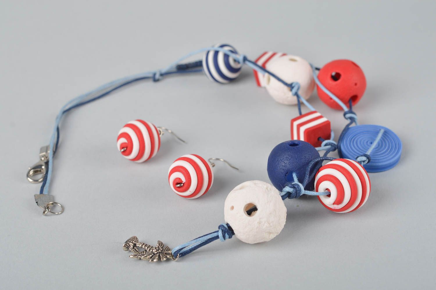 Ceramic bright beads' necklace on three cords with white, red, blue large beads photo 4