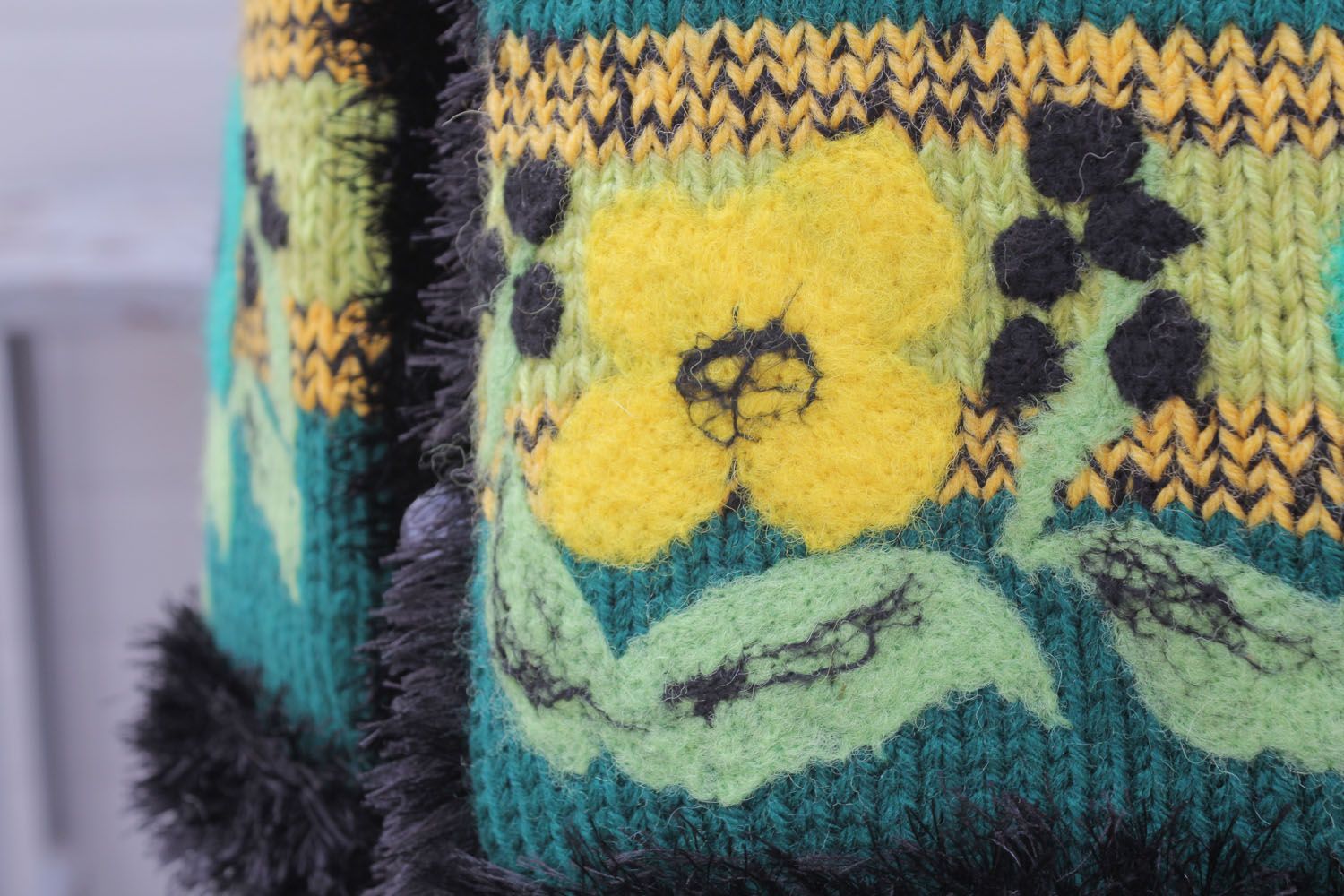 Gilet tricoté pour femmes fait main photo 4