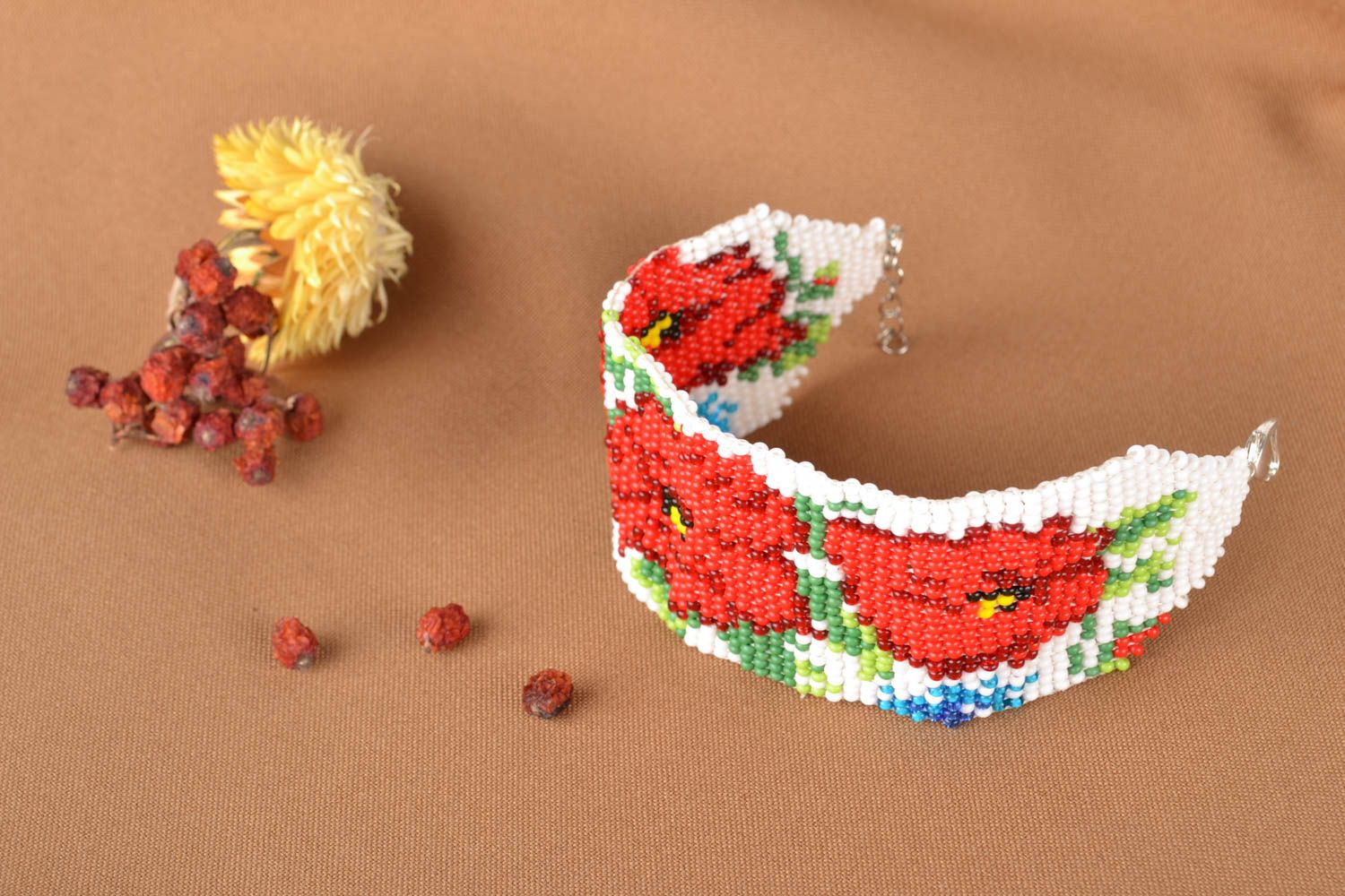 Bracelet large en perles de rocaille à motif floral  photo 5