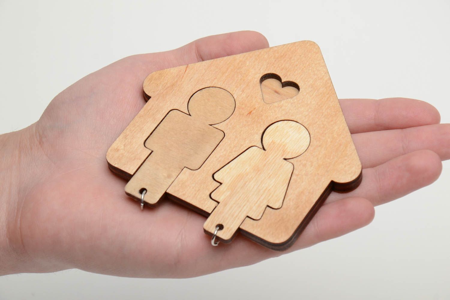 Plywood key hanger in the shape of house photo 5