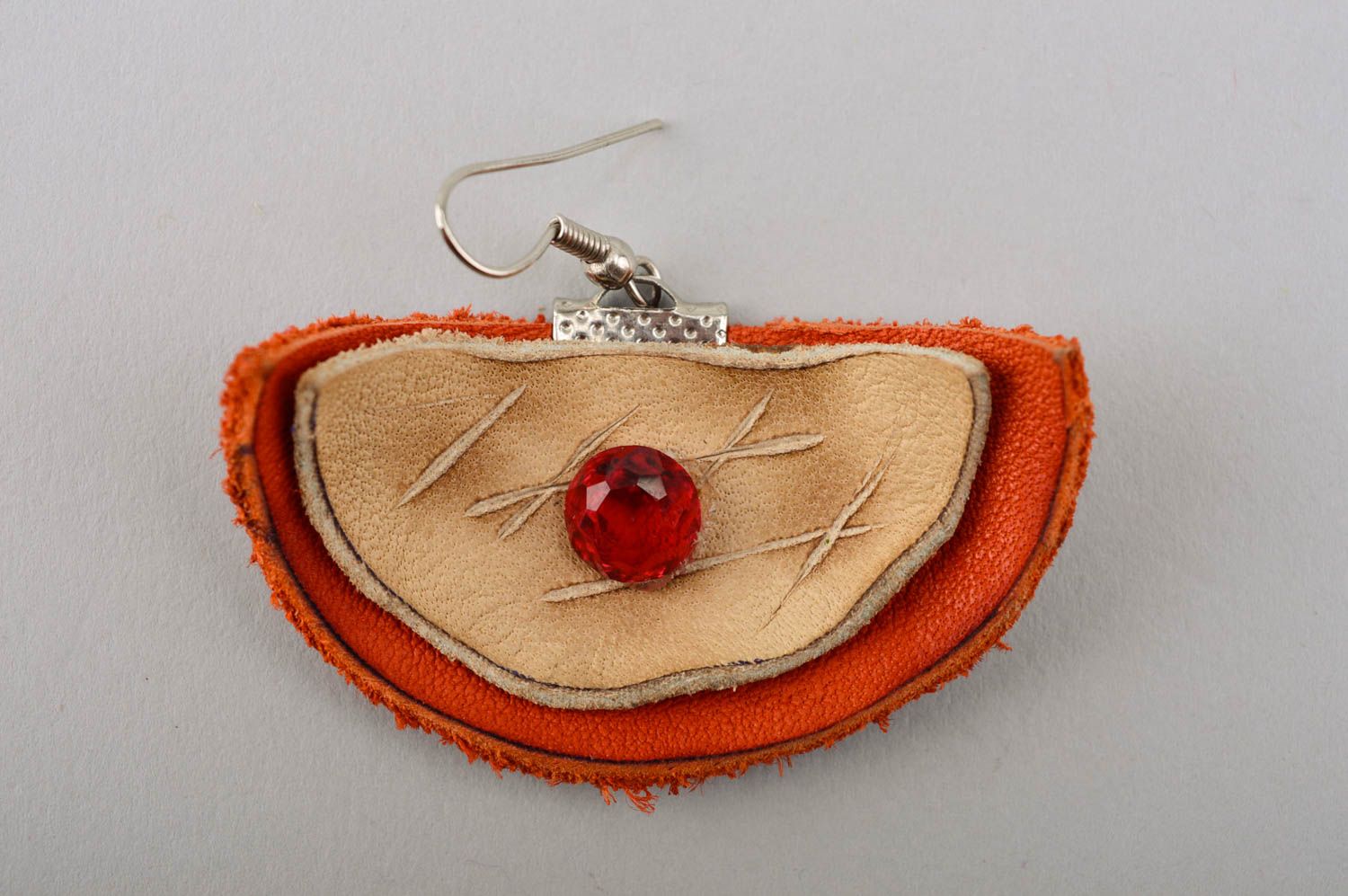 Украшение ручной работы женские серьги с подвесками оранжевые серьги из кожи фото 5