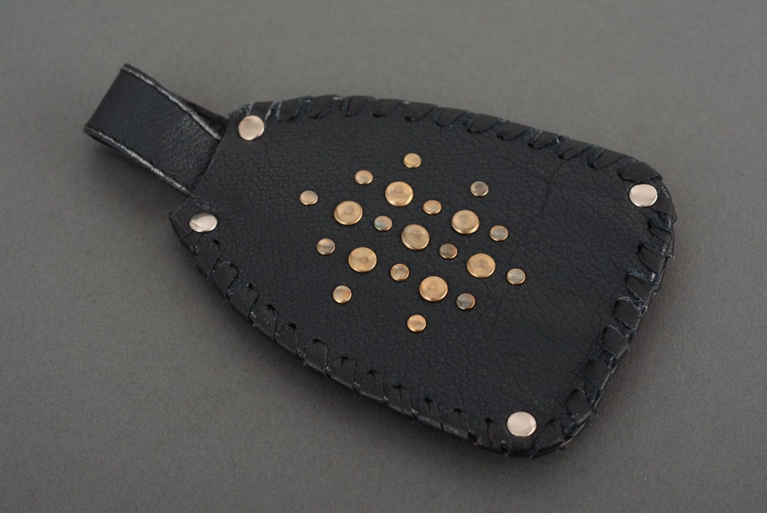 Leather handmade key holder photo 5