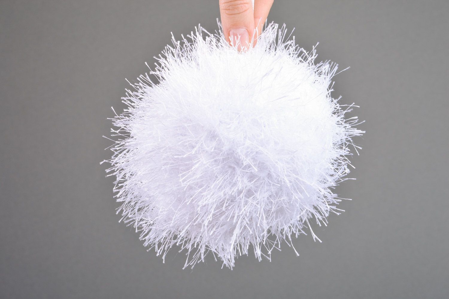 Weiches weißes gehäkeltes Spielzeug Ball mit Polyester gefüllt für Kinder ab 3 Jahren foto 3
