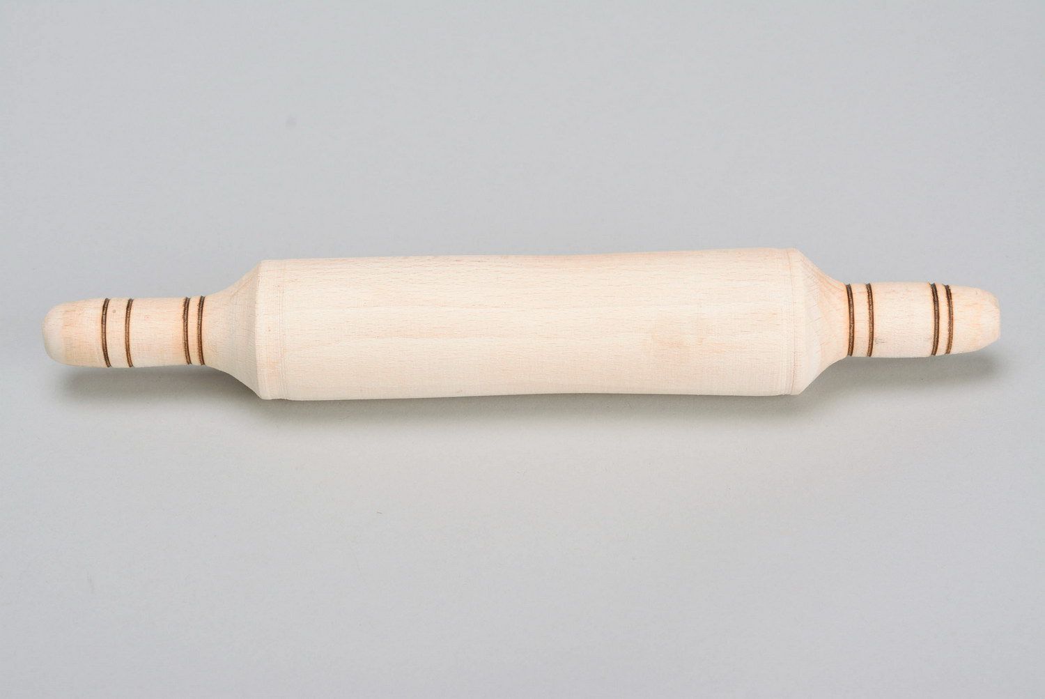 Wooden rolling pin for dough photo 2
