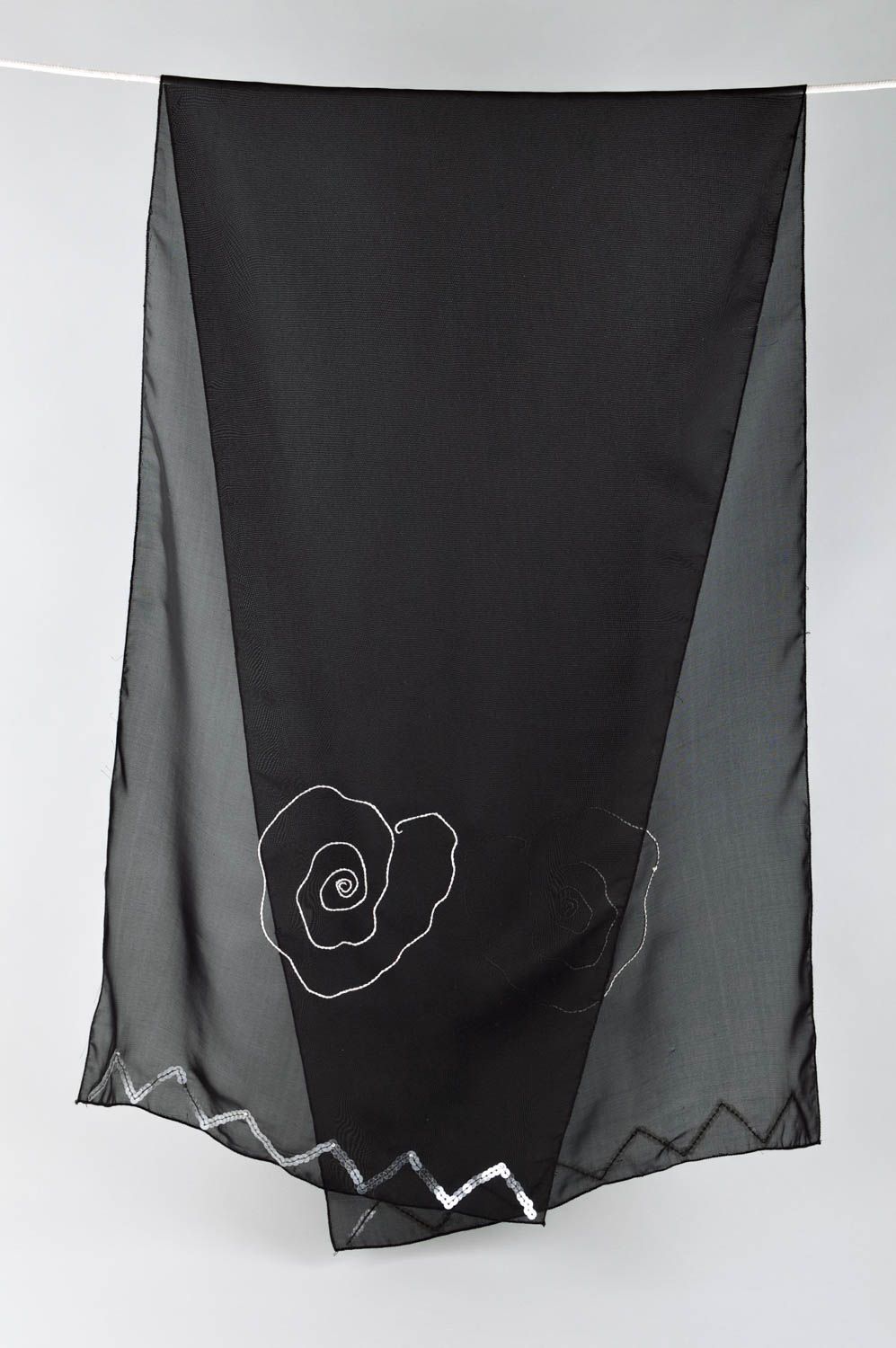 Черный шарф ручной работы шифоновый шарф с вышивкой красивый женский шарф фото 1