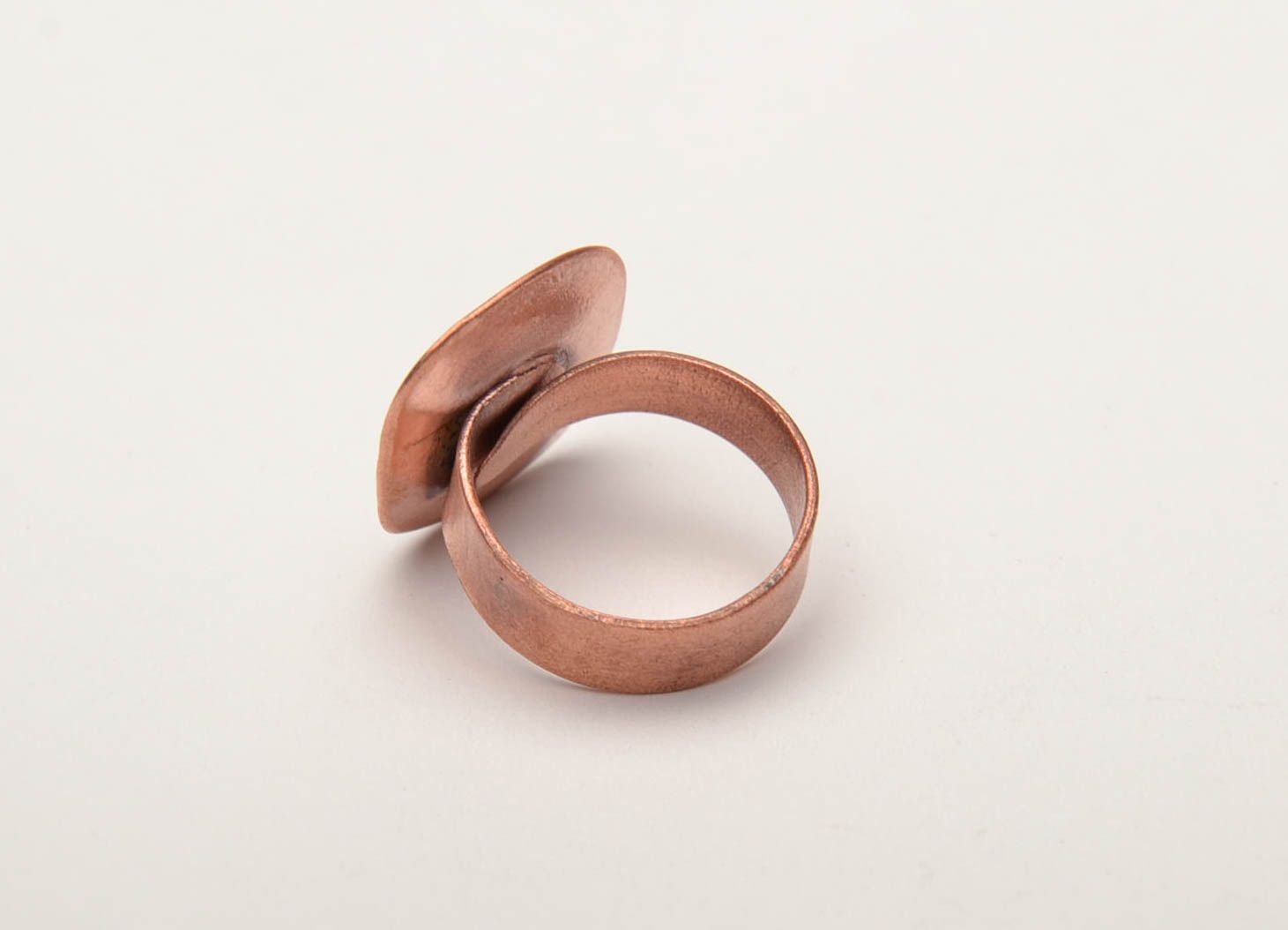 Künstlerischer Ring aus Kupfer foto 4