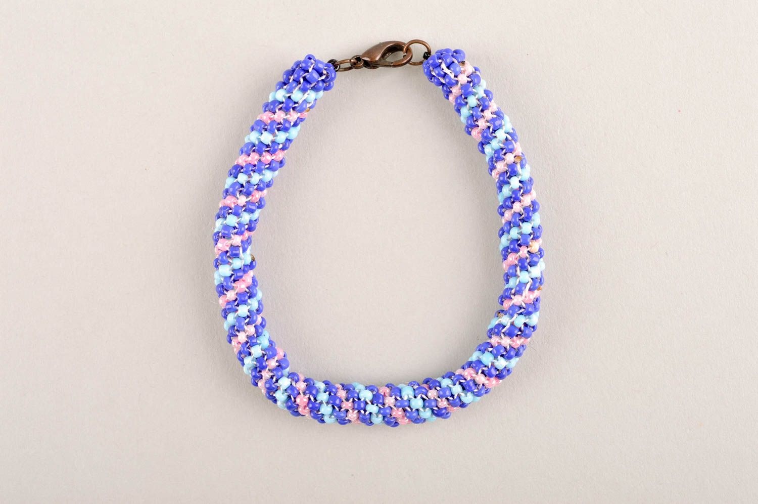 Bracelet en perles de rocailles Bijou fait main rayé original Cadeau femme photo 3