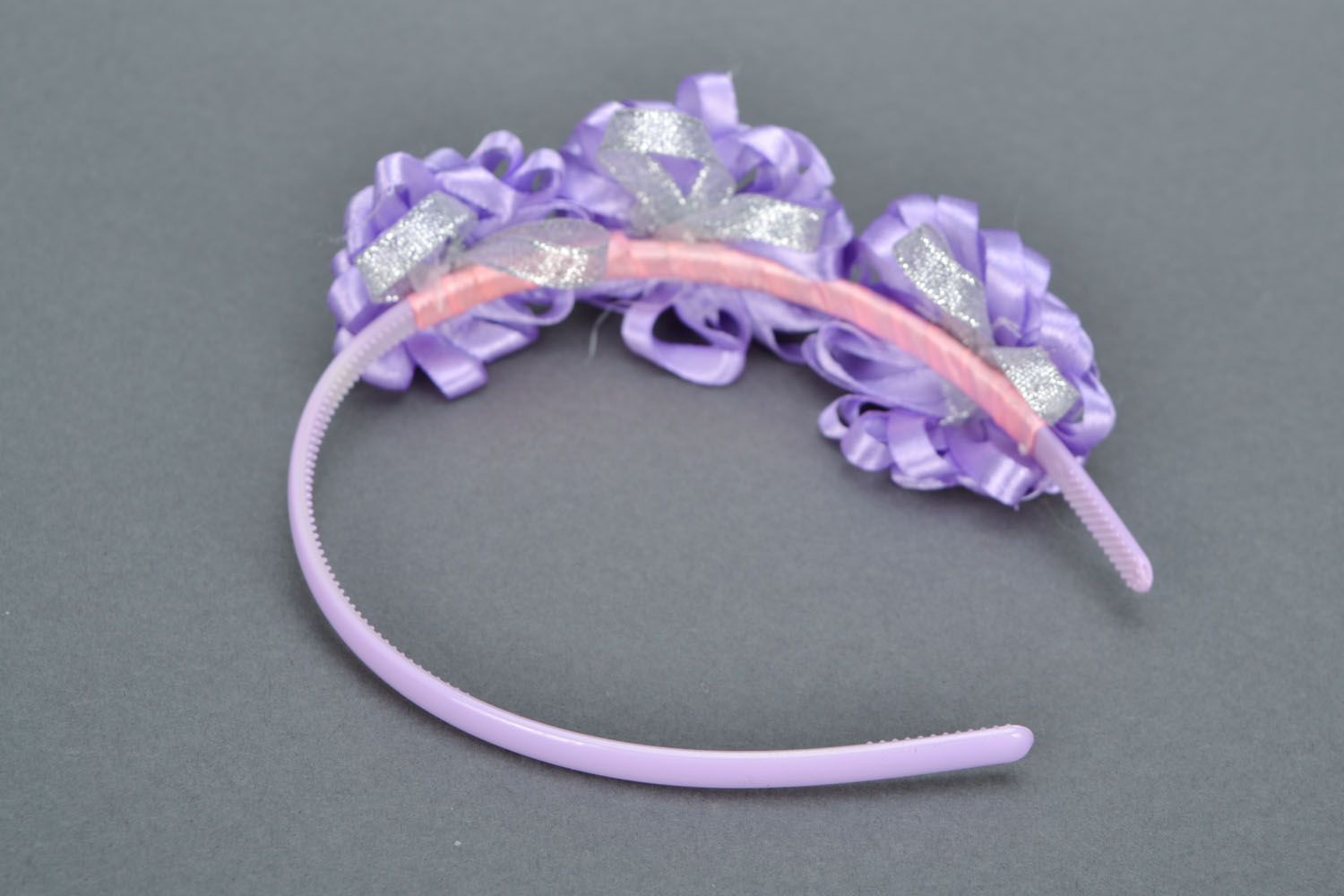 Homemade headband with satin ribbons photo 5