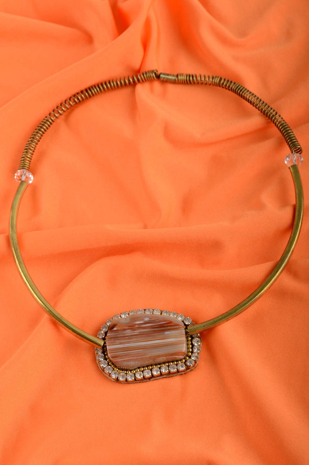 Collana di pietre naturali fatta a mano originale di moda bigiotteria da donna foto 1