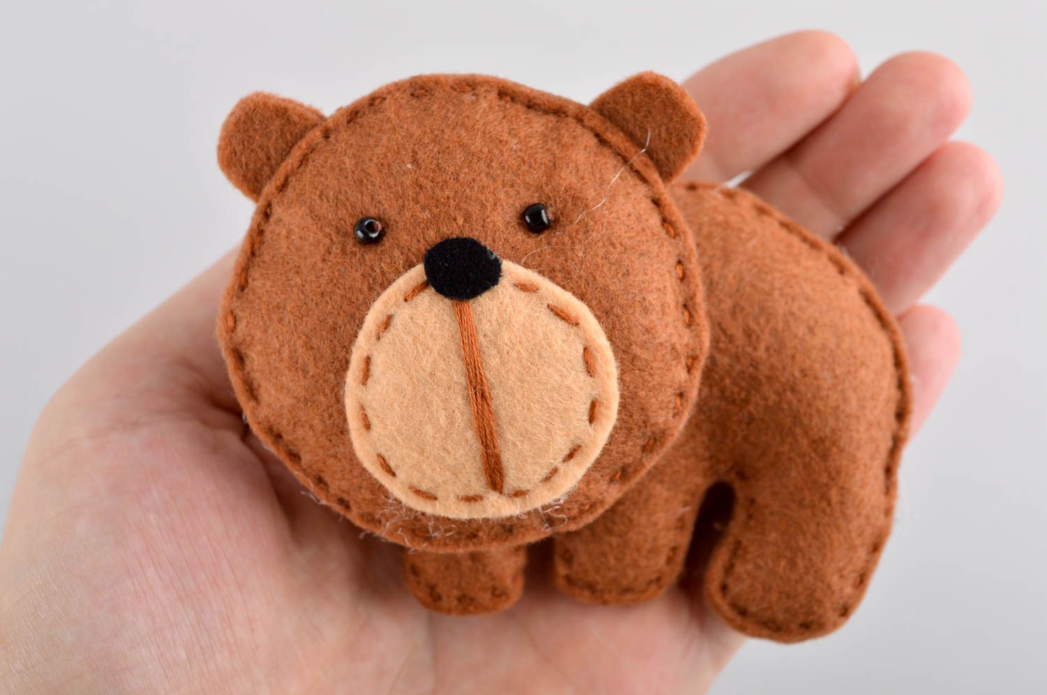 Игрушка ручной работы игрушка из шерсти игрушка из войлока Медведь бурый фото 5