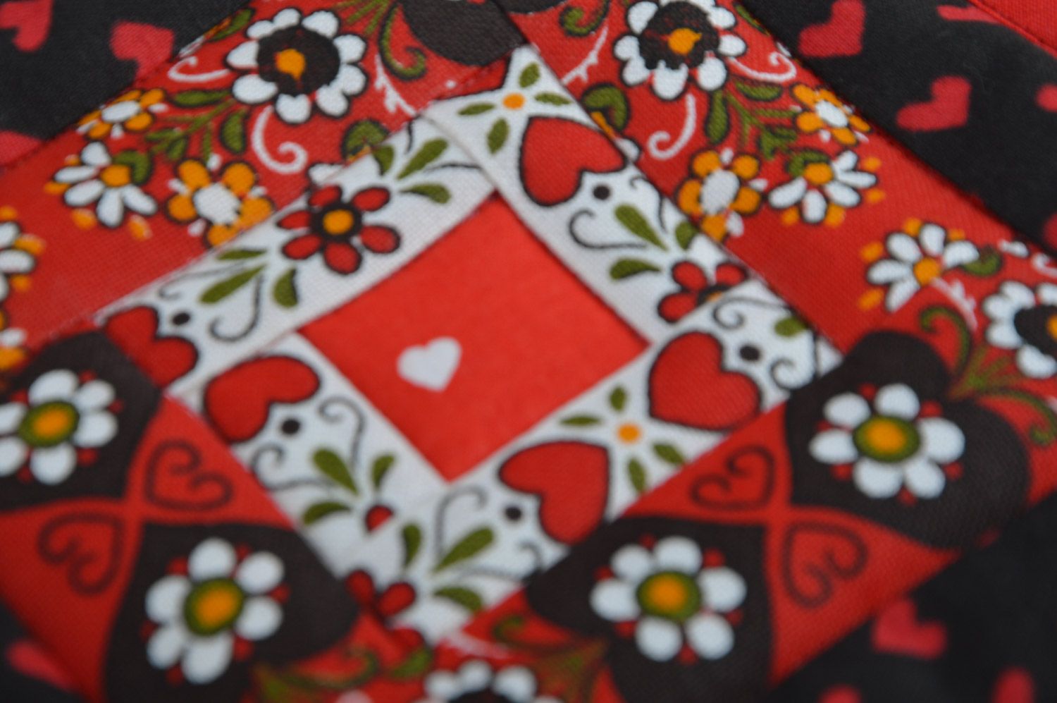 Manique de cuisine rouge à motif en coton naturel faite main patchwork photo 4