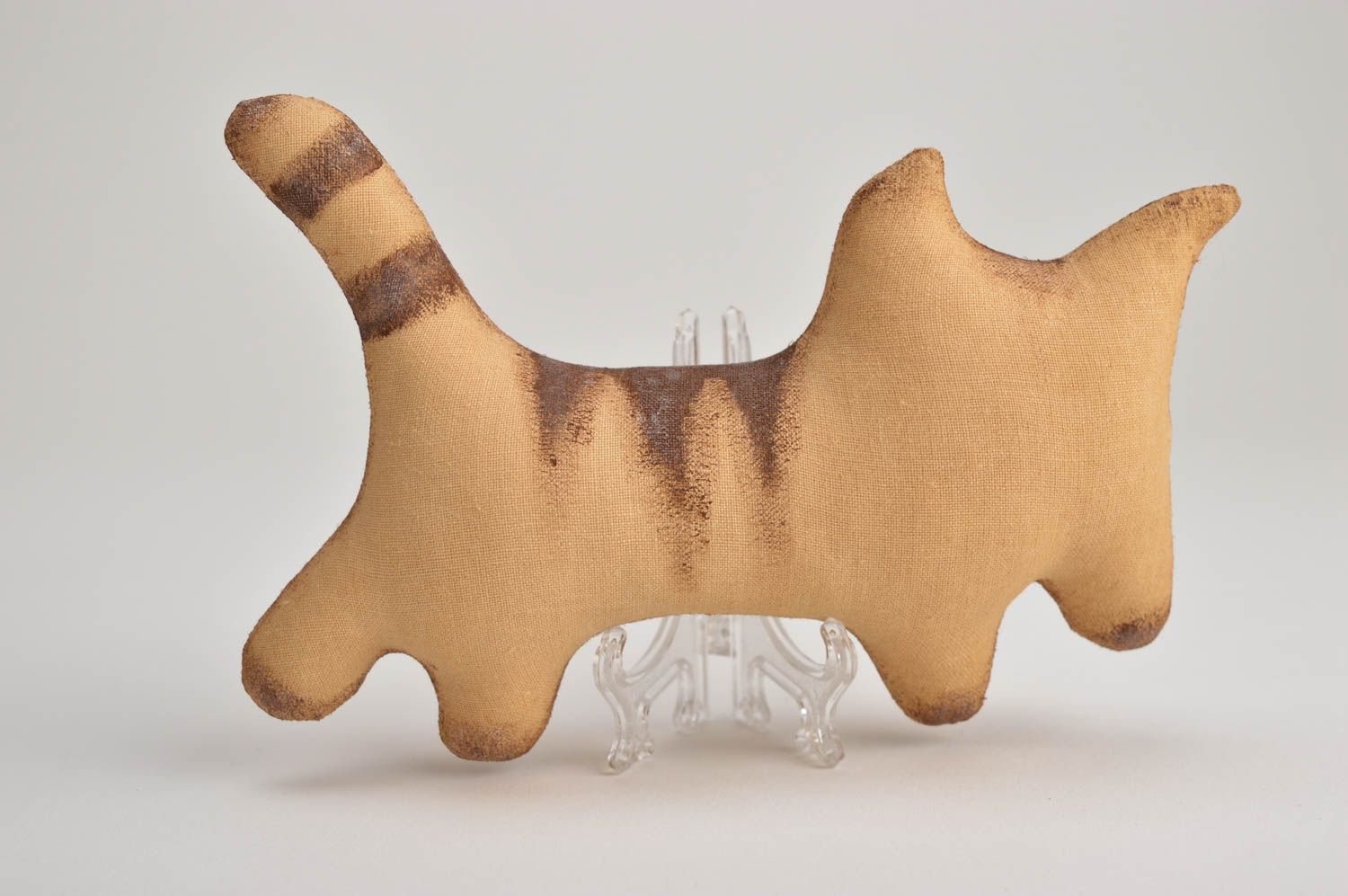 Игрушка ручной работы кофейная игрушка котик оригинальная игрушка из бязи фото 3