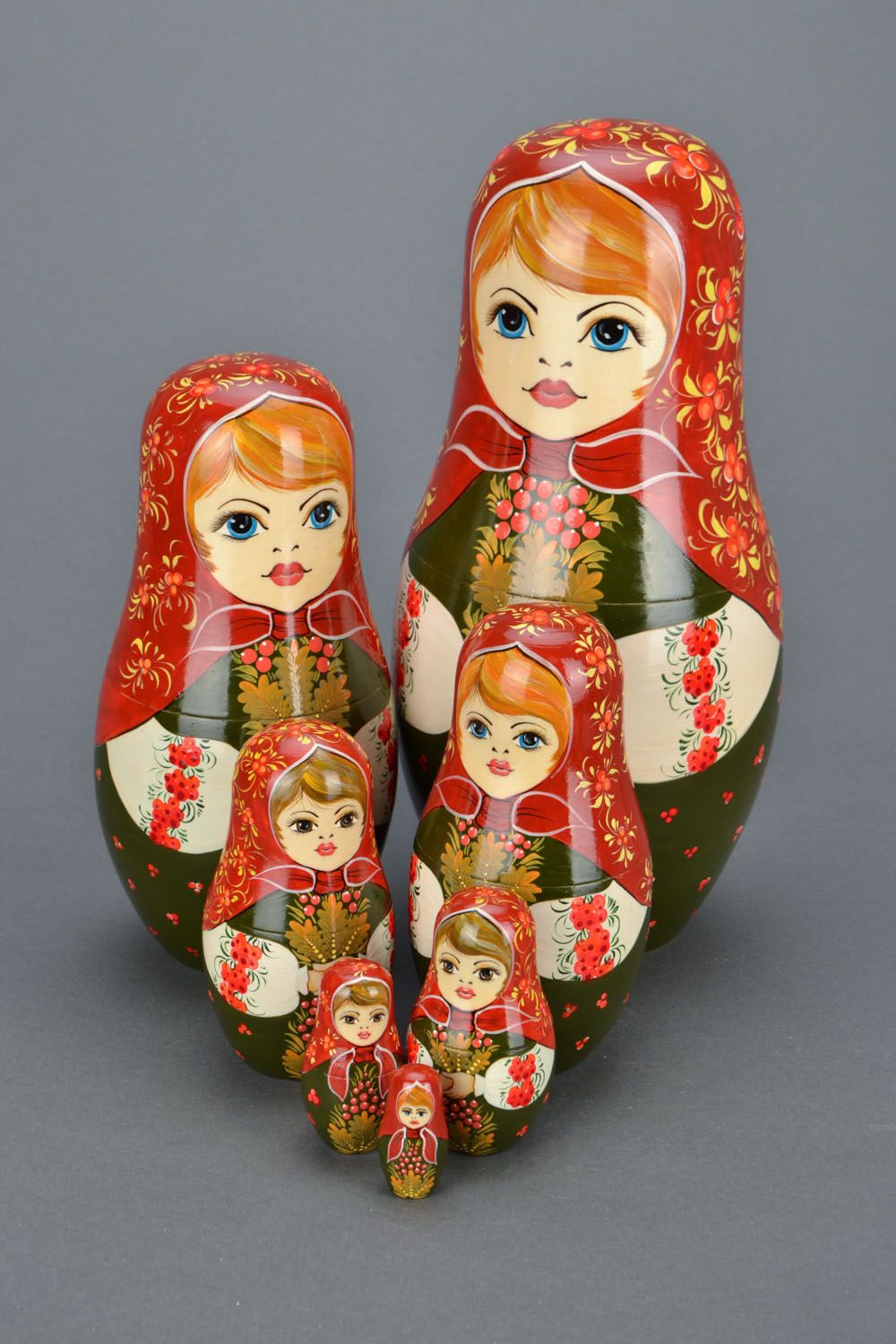 Nesting doll with oil painting photo 4