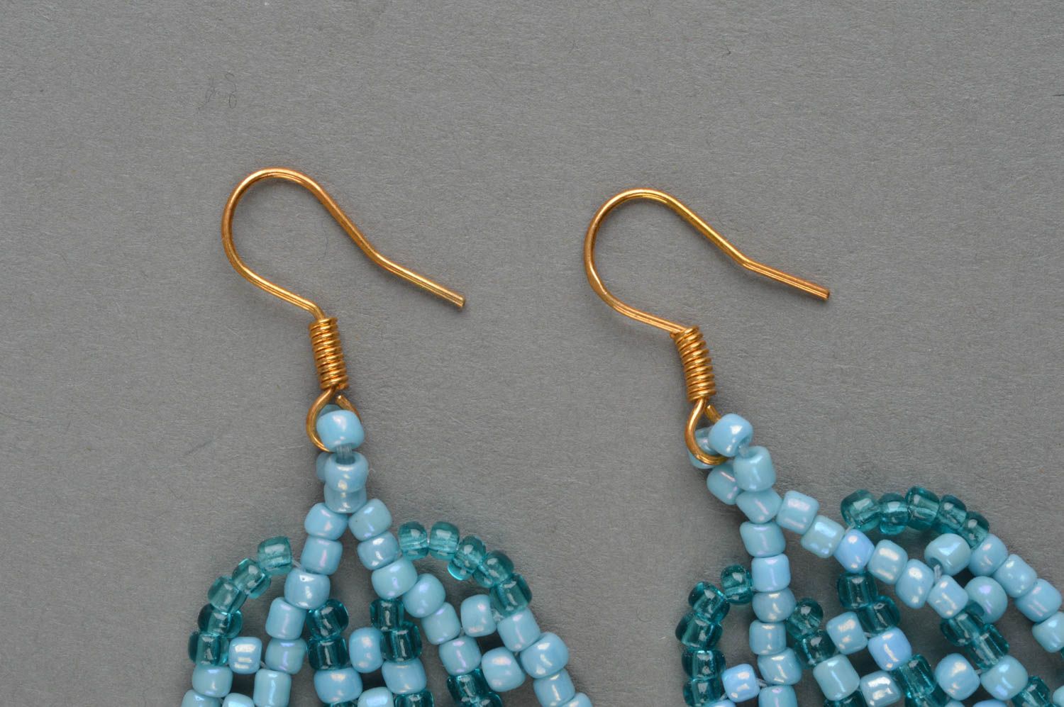 Schöne große lange Ohrringe aus Rocailles Perlen handgemacht türkis blau foto 4