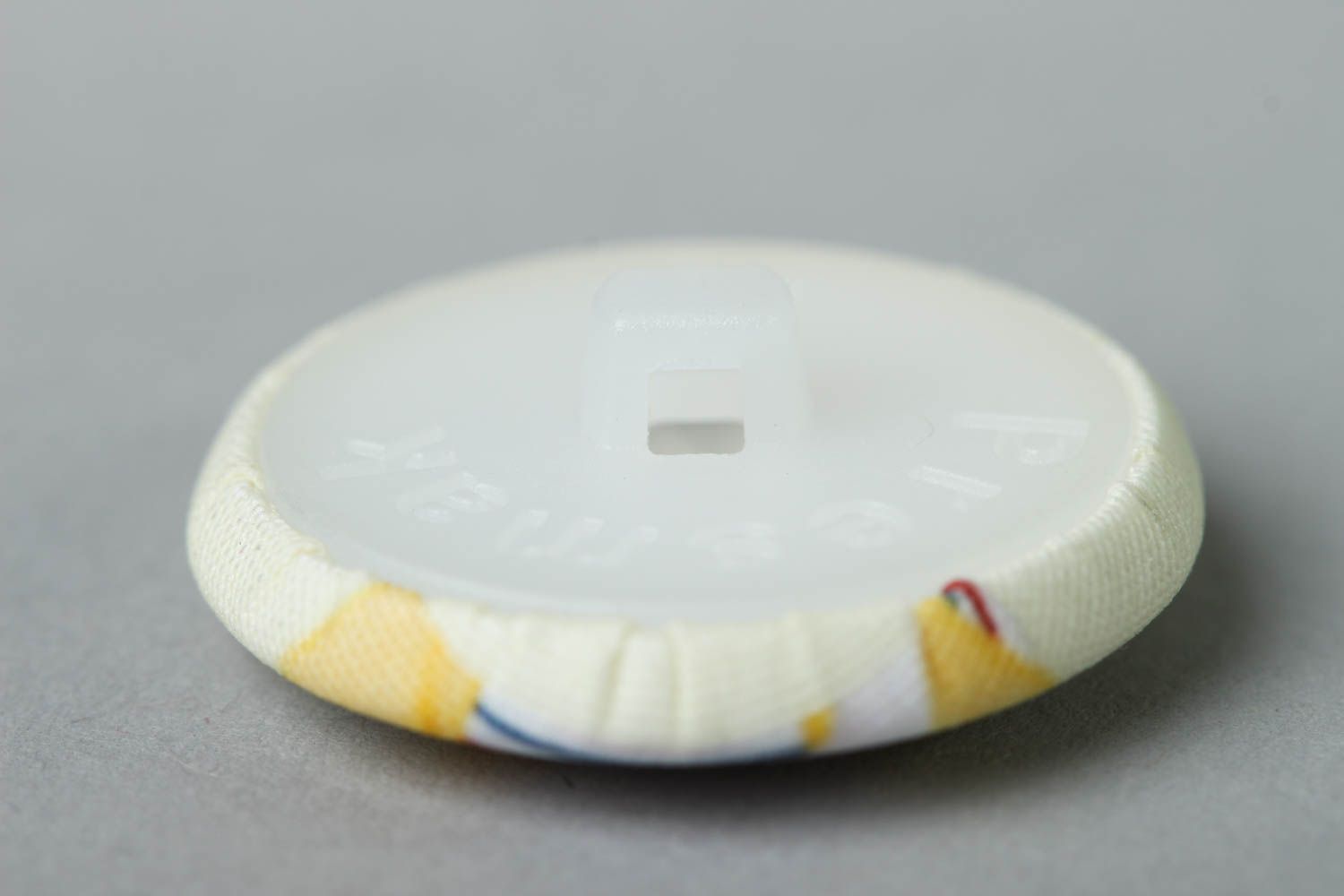 Beautiful handmade plastic button art supplies handmade accessories for sewing photo 3