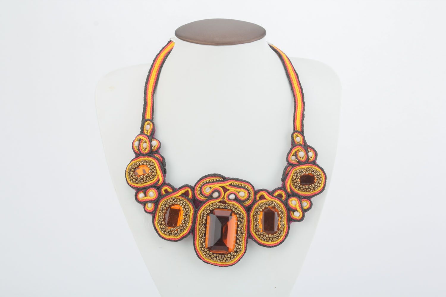 Soutache necklace with cat's eye stone photo 3