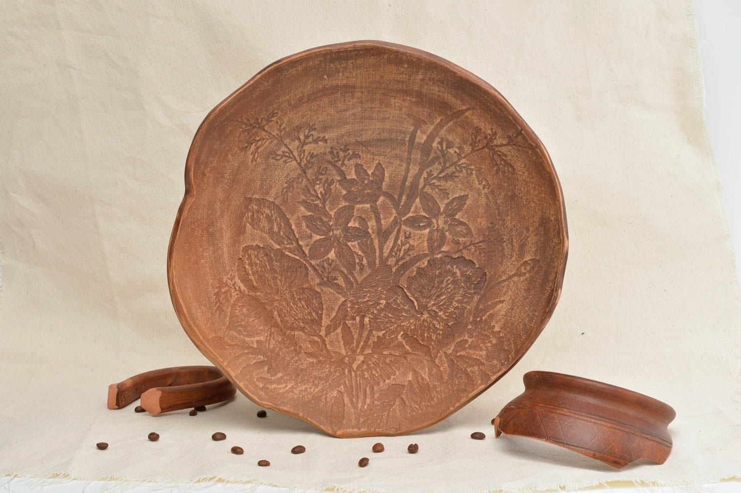 Керамическая тарелка для вторых блюд круглая глиняная посуда ручной работы фото 1