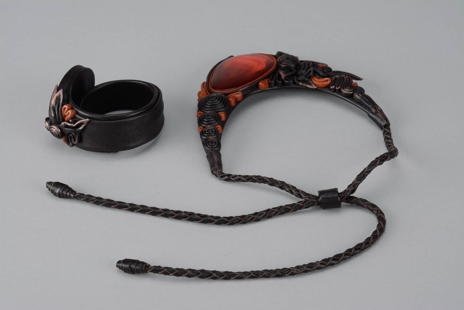 Jewelry set made of genuine leather and cow horn photo 3