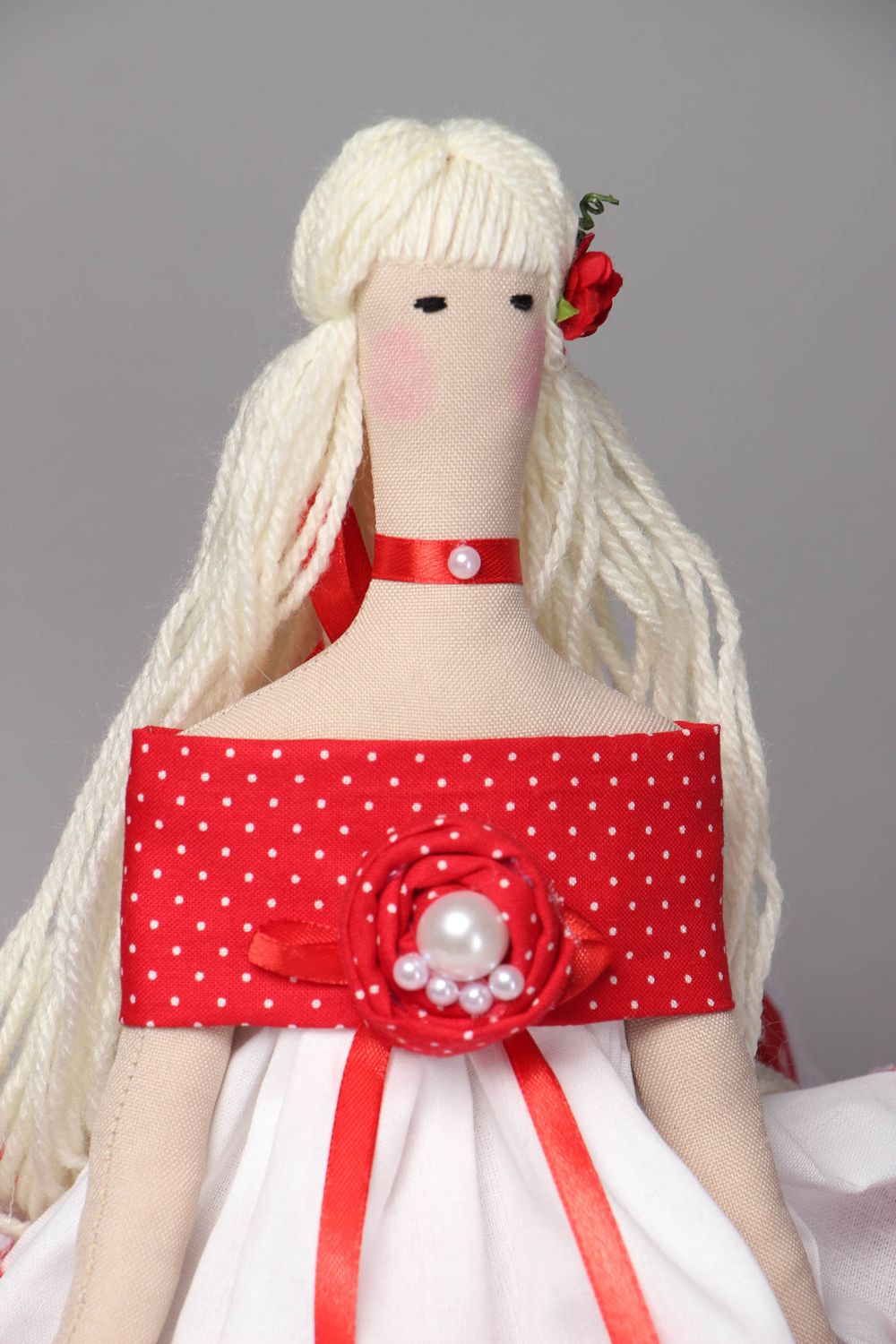 Poupée molle décorative de créateur faite main photo 2