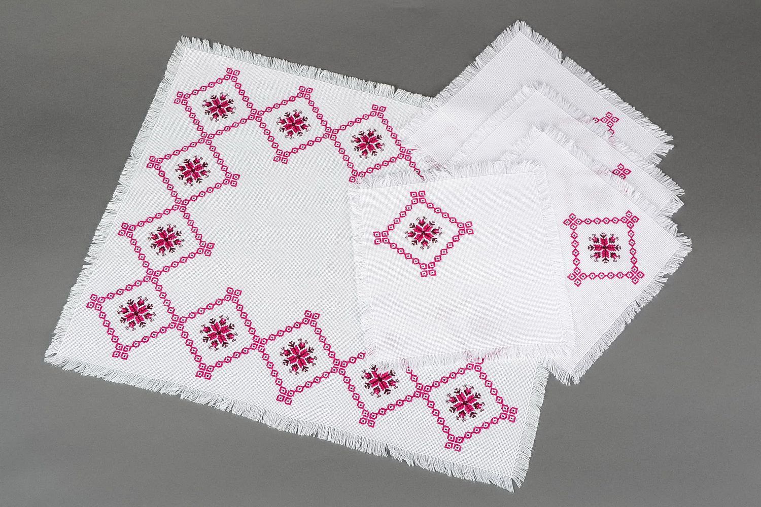 Conjunto de servilletas bordadas foto 3