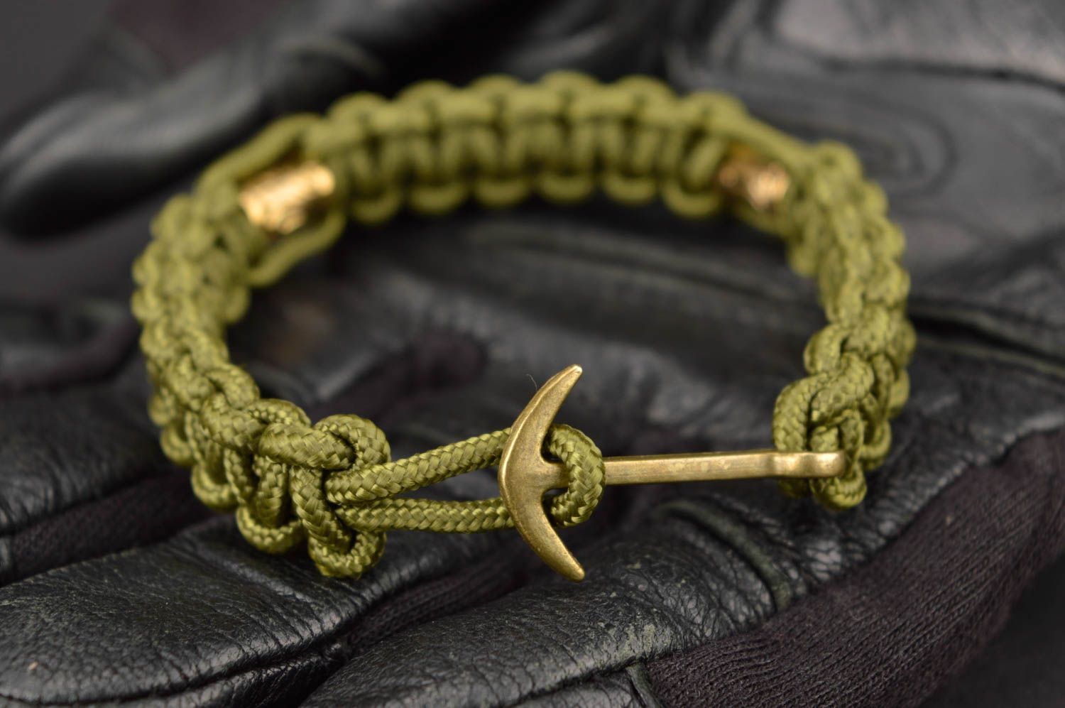 Handmade designer bracelet unusual survival bracelet elegant green jewelry photo 1