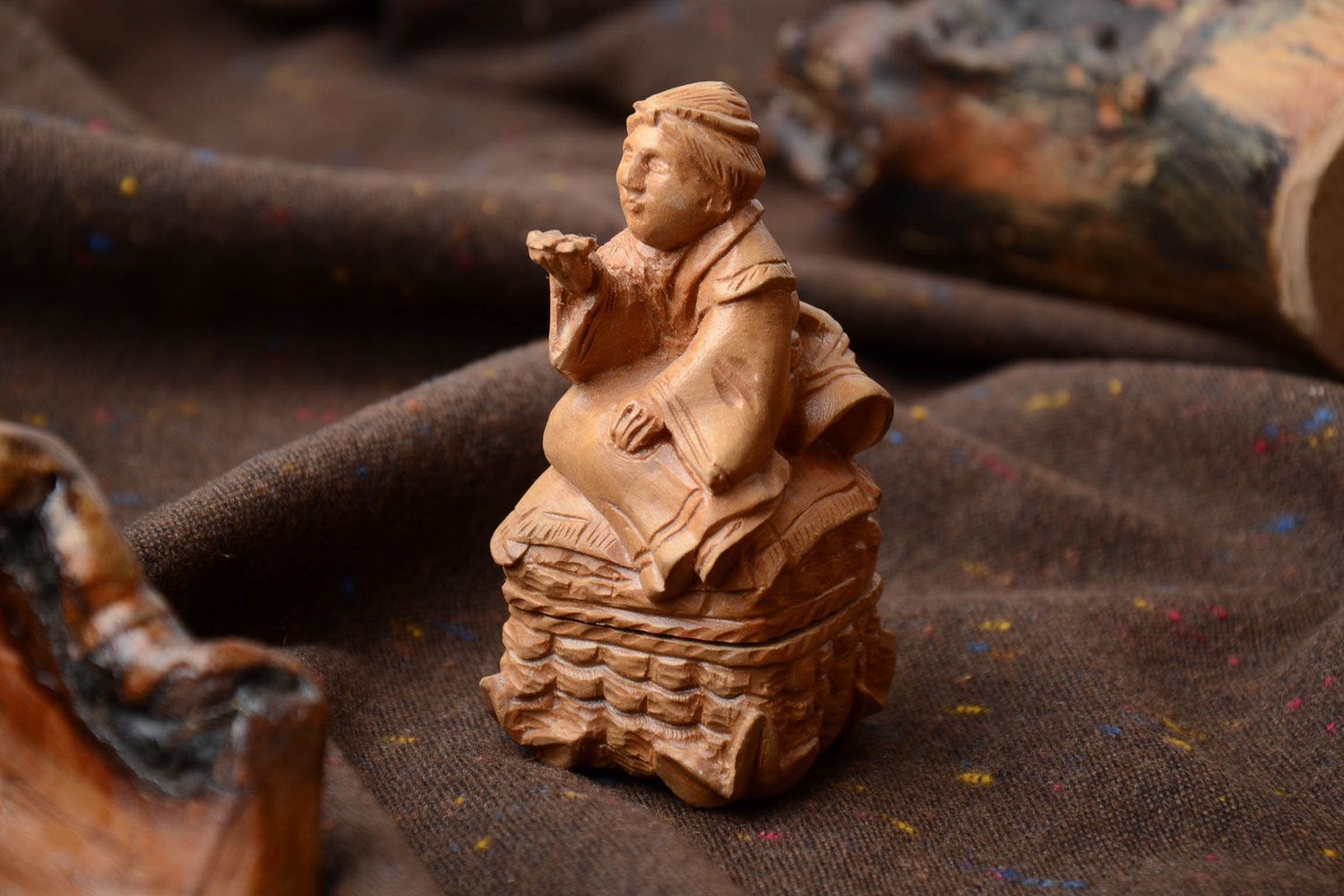 Handmade miniature wooden statuette box photo 1