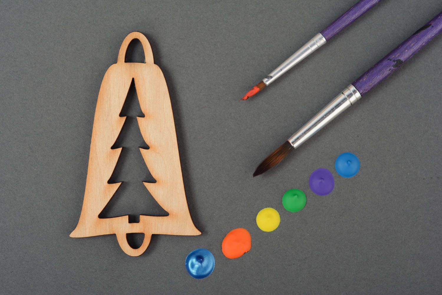 Chipboard scrapbooking fait main original à peindre ou décorer Cloche de Noël photo 1