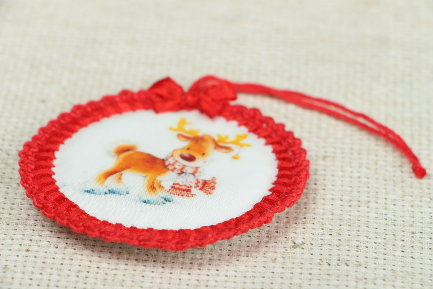 Jouet de Noël en tissu fait main forme décoration ronde avec image de renne photo 2