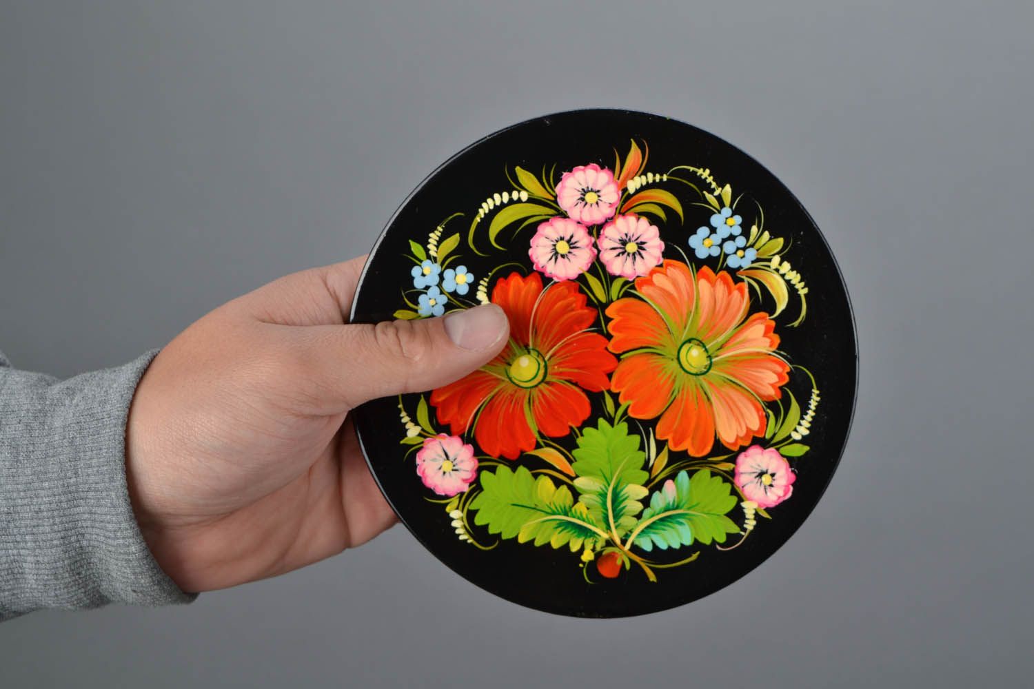 Настенная тарелка с петриковской росписью фото 1