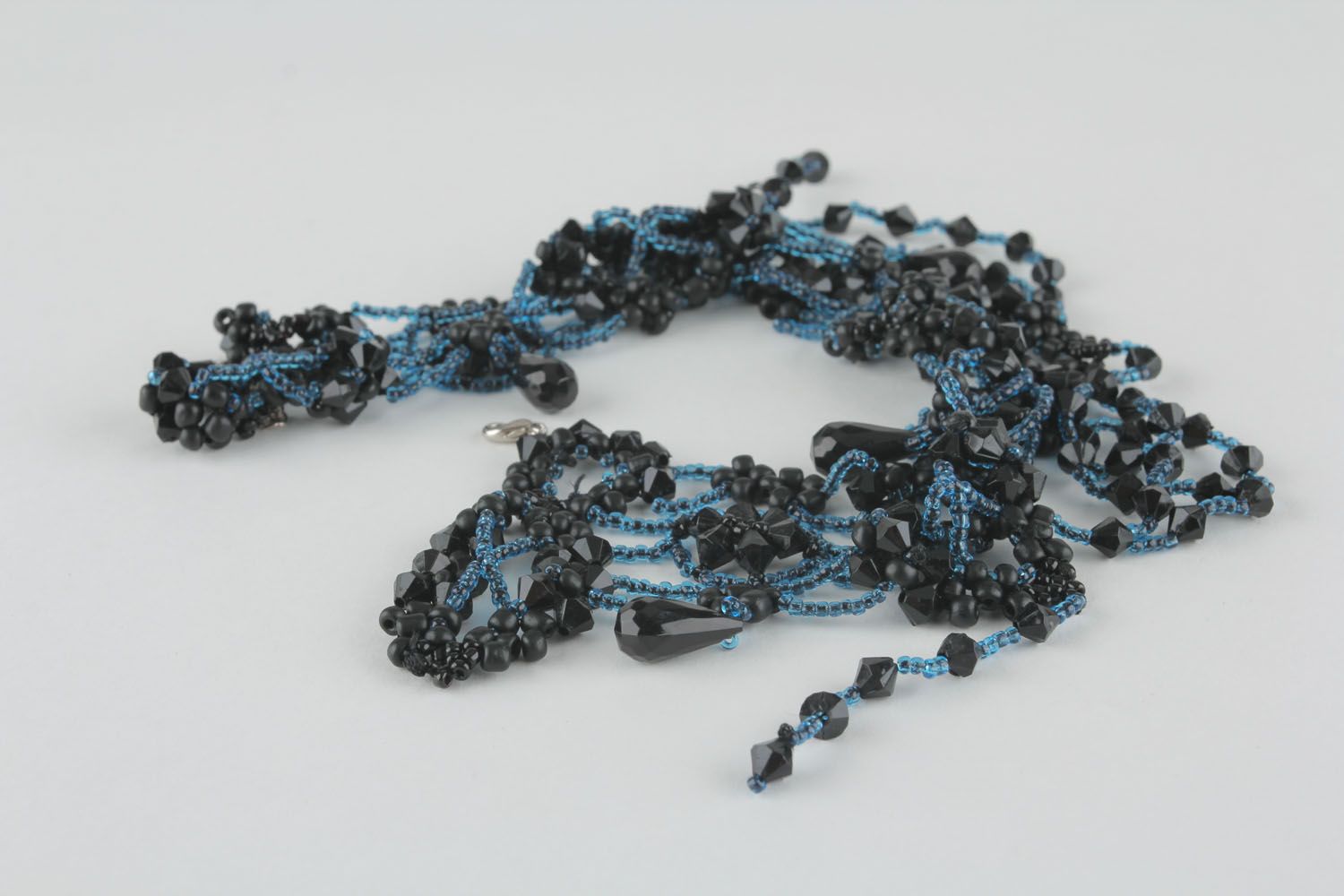 Vintage beaded necklace photo 1