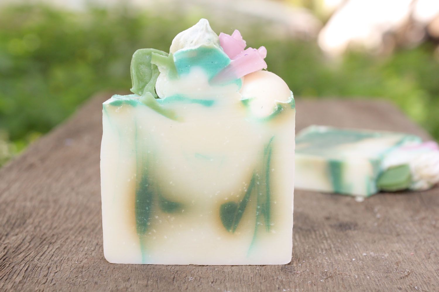 Beautiful soap with menthol photo 5