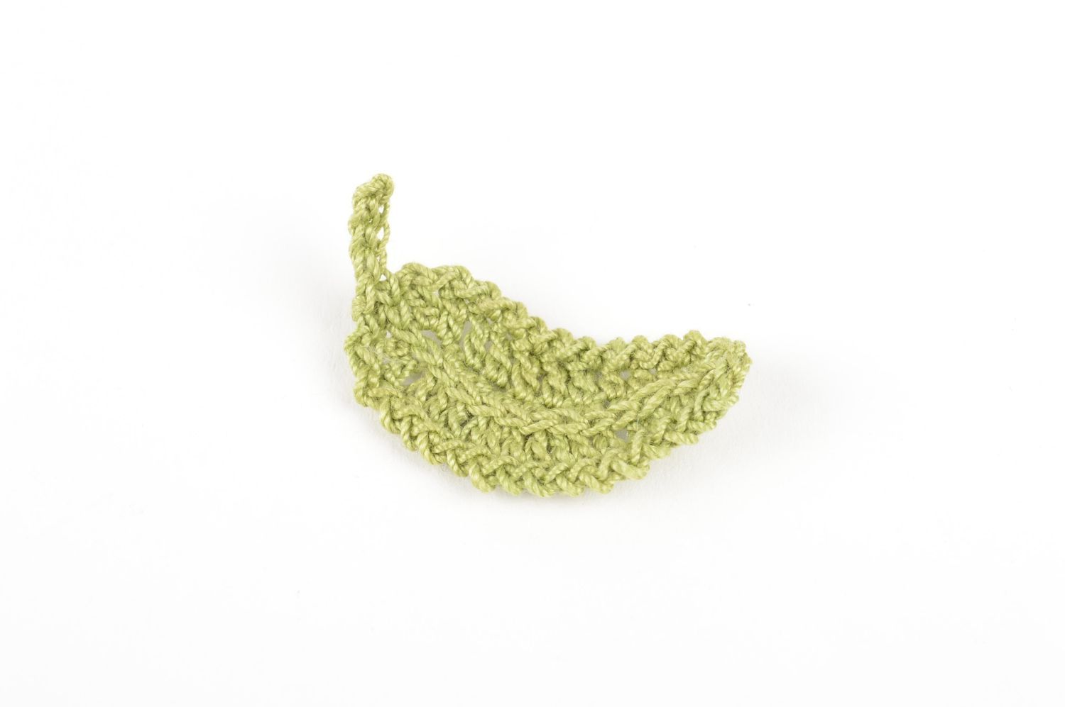 Handmade designer crocheted blank unusual cute fittings green stylish brooch photo 3