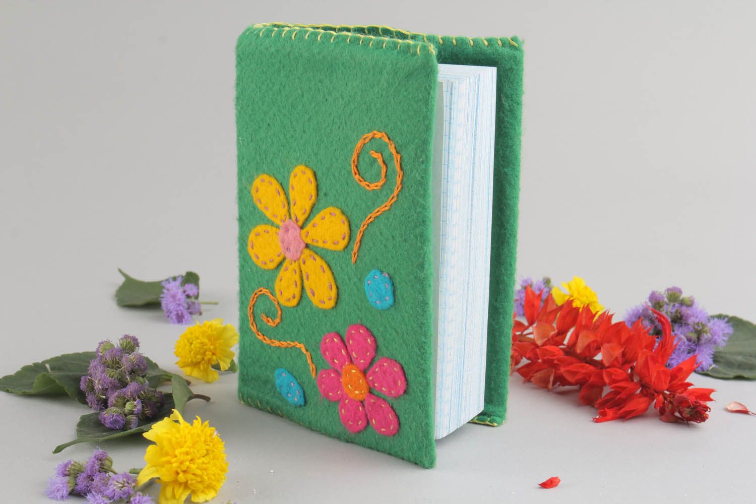 Notebook with felt cover photo 1