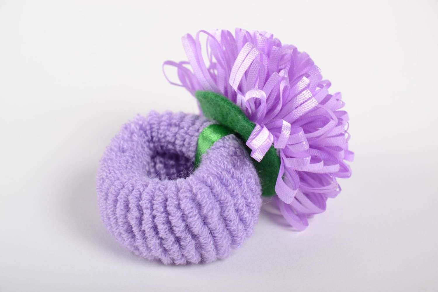 Handmade Schmuck Blumen Haargummi Mädchen Haarschmuck aus Stoff in Violett foto 3