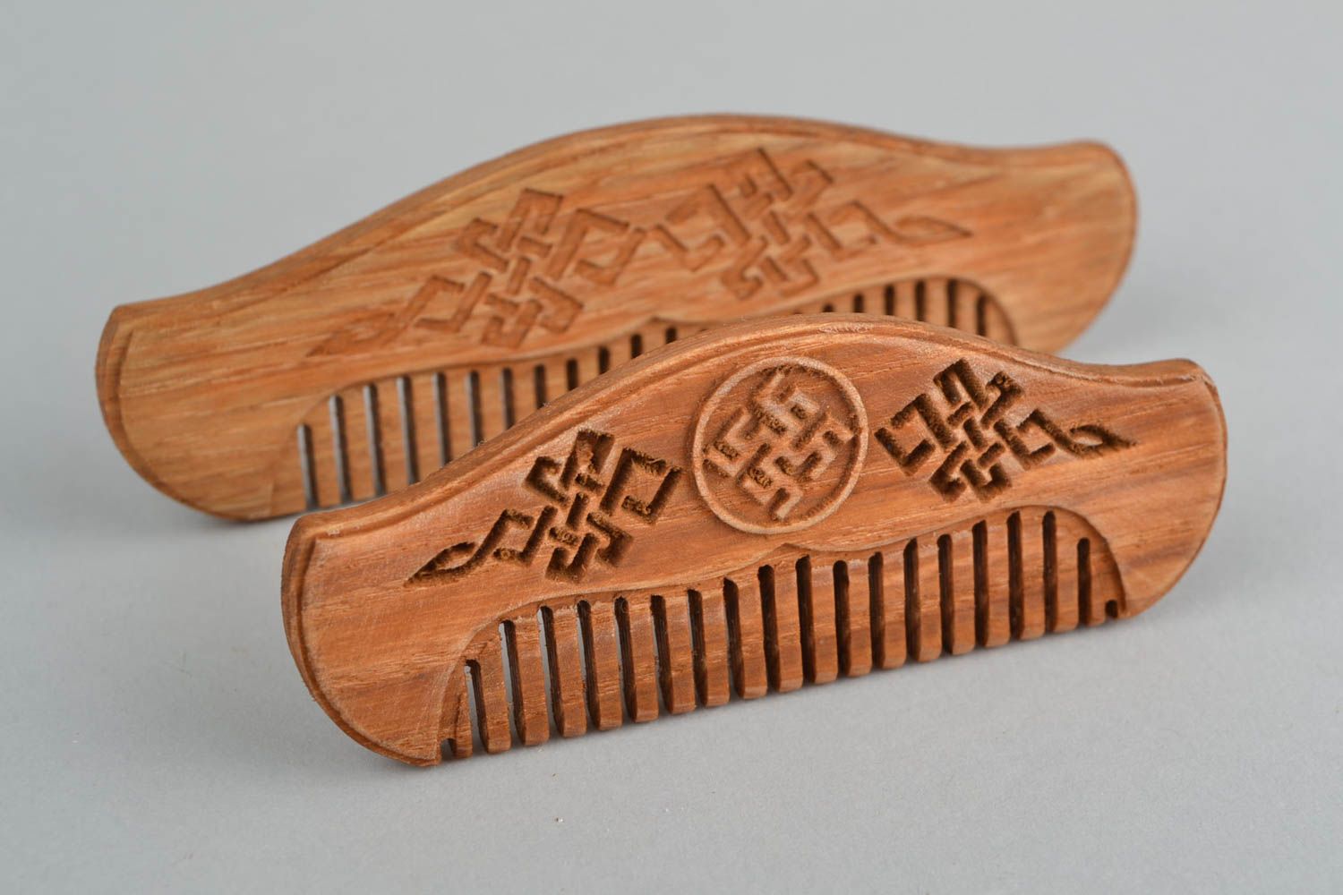 Handmade designer carved oak wood natural mustache and beard hair comb photo 1